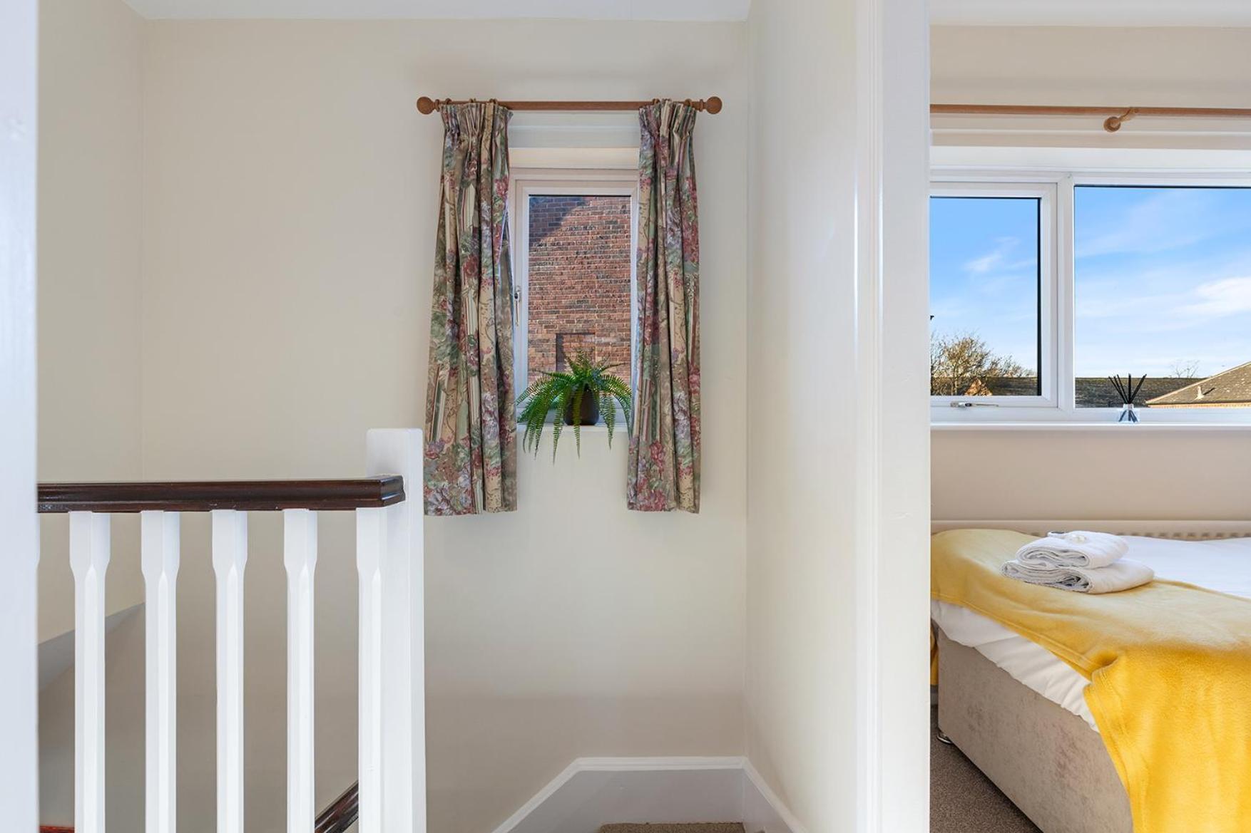 Pass The Keys Central Townhouse With Free Parking York Exteriér fotografie